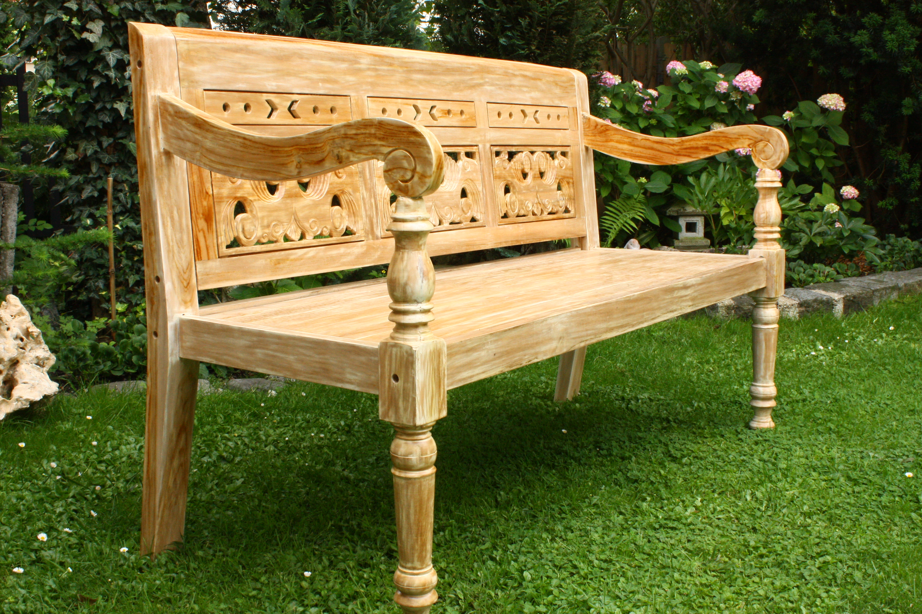 60+ Holzbänke Für Draußen, Vergleichen sie verschiedene modelle,