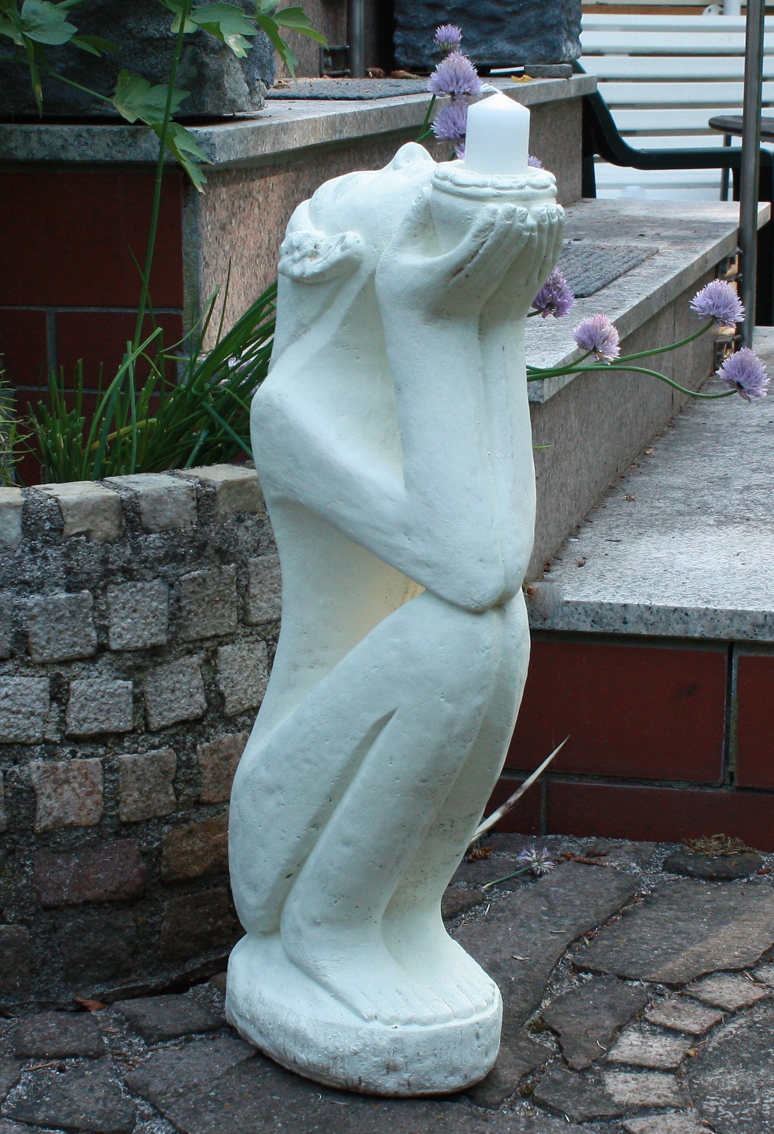 Gartenfigur Skulptur Gartenskulptur Frauenskulptur